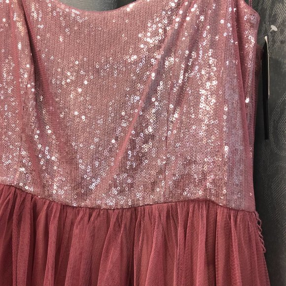 Super Cute Short Junior Prom  Bridesmaid Dress, Size 12 Dusty Rose Pink Rg$499 - Picture 4 of 10